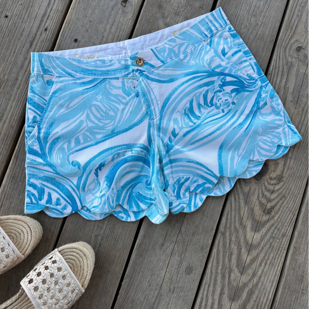 Lilly Pulitzer Buttercup Scallop Shorts Resort White Sea Ruffles Tiger Waves 6 S